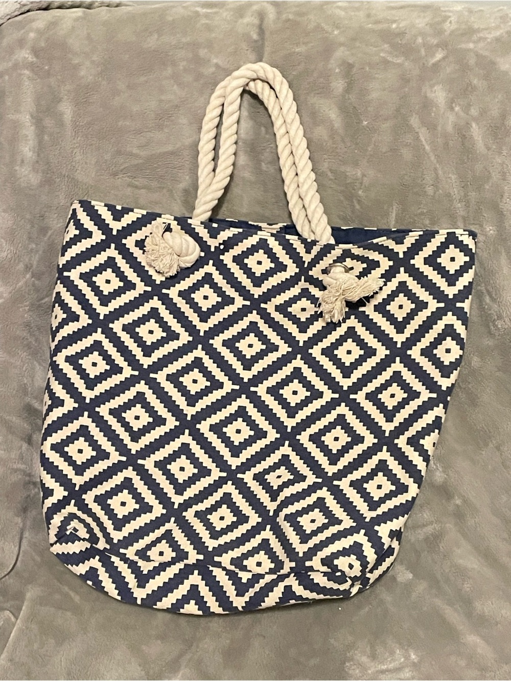 summer & rose Navy and Cream Geometric Rope-Handle Tote